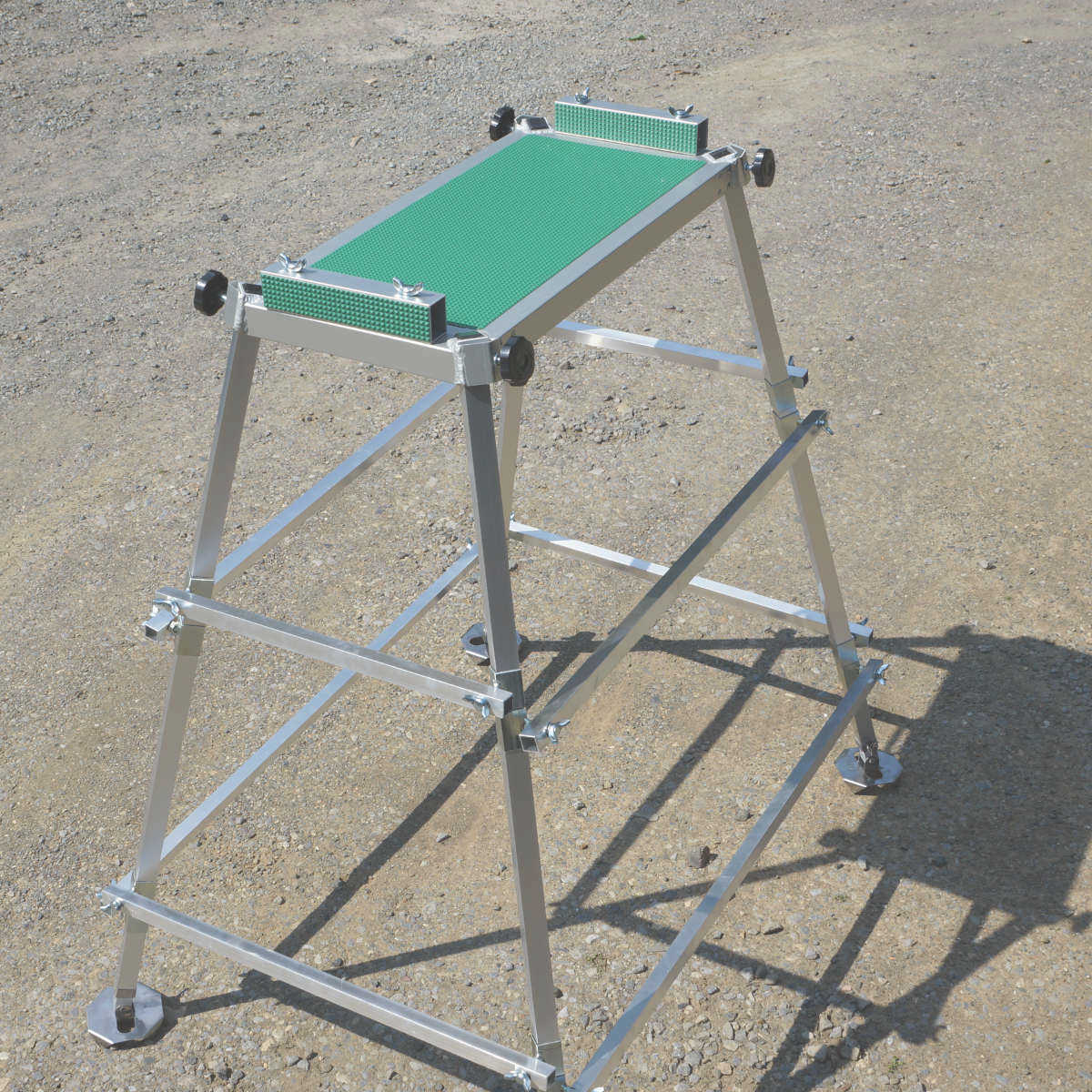 立ちこみ台　アルミ　須永工業